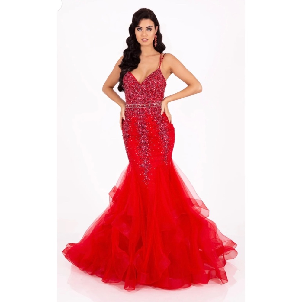 TNW613 MAKE AN OFFER red prom pageant evening fishtail dress